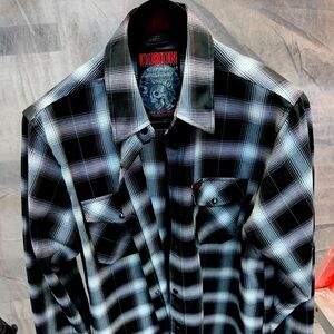 Dixxon suicidal  tendencies large tall w snaps